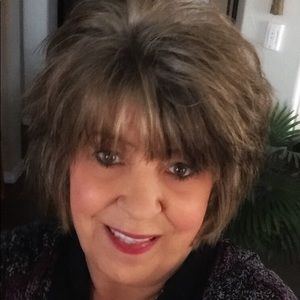 Meet your Posher, Peggy